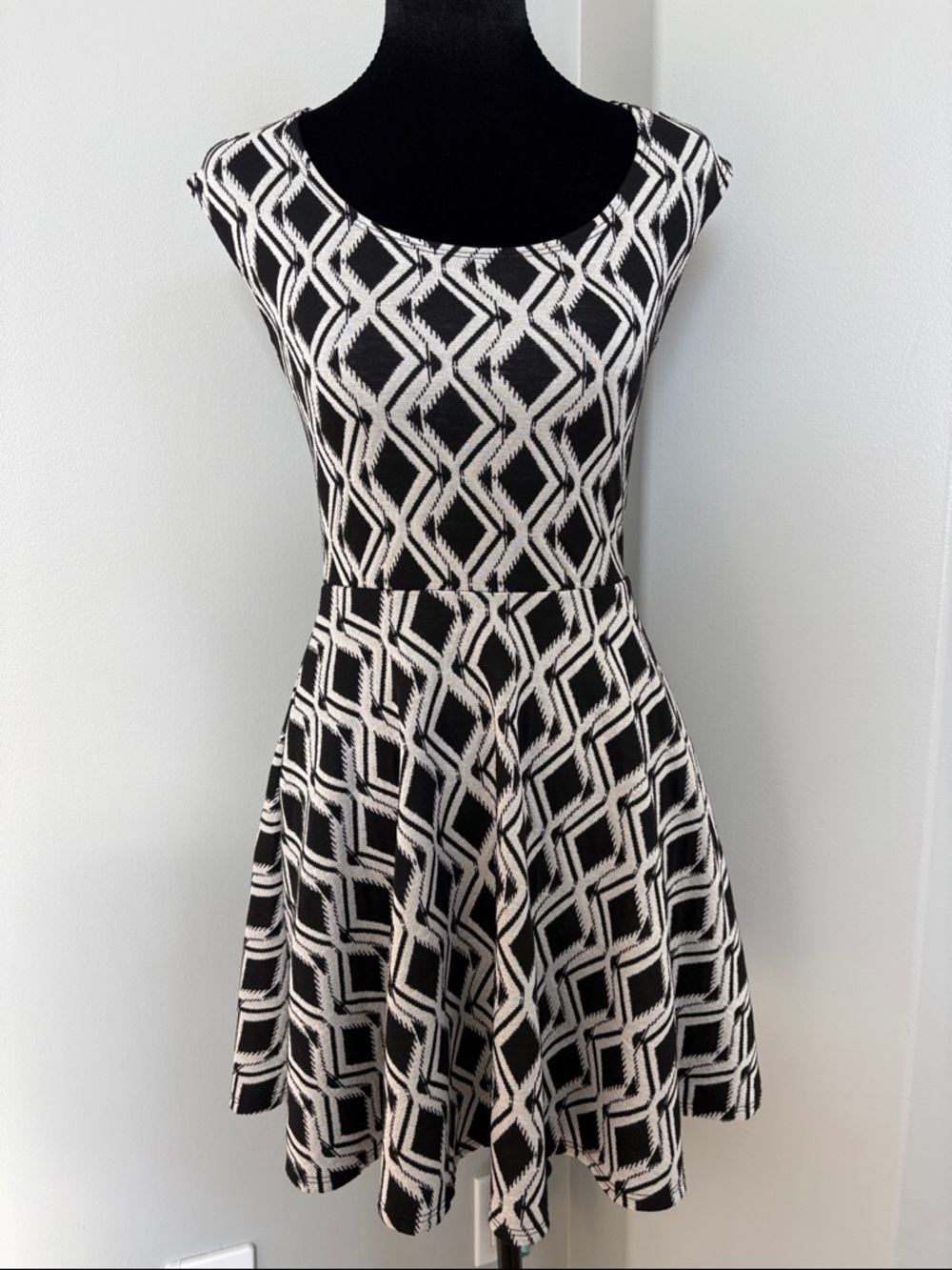 Rebel Sugar Black & White Geometric Fit-and-Flare Dress - Picture 1 of 5